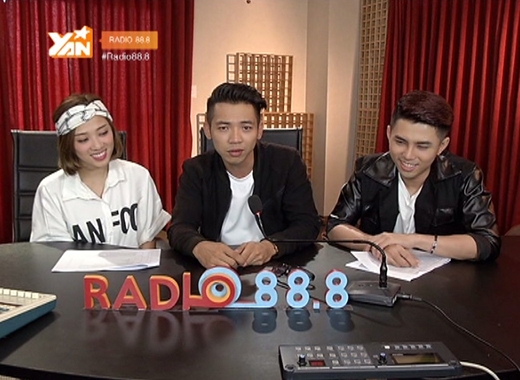 
	
	Mai Quốc Việt bảnh bao chào sân Radio 88.8